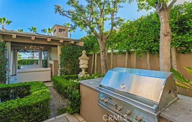 6 Windemere Court, Newport Coast, CA 92657