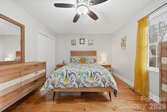 1437 Oak Hill Drive, Morganton, NC 28655