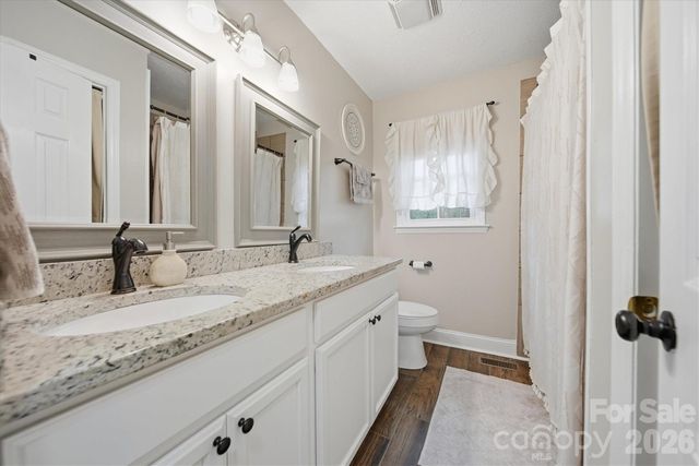 1437 Oak Hill Drive, Morganton, NC 28655