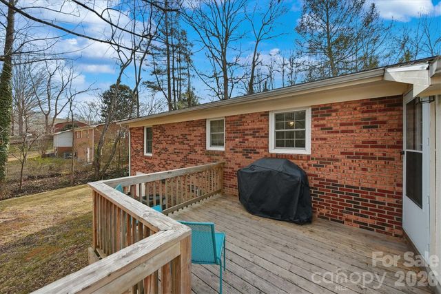 1437 Oak Hill Drive, Morganton, NC 28655
