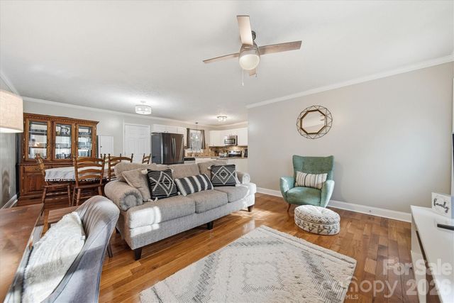 1437 Oak Hill Drive, Morganton, NC 28655