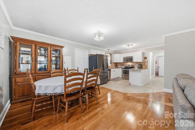 1437 Oak Hill Drive, Morganton, NC 28655