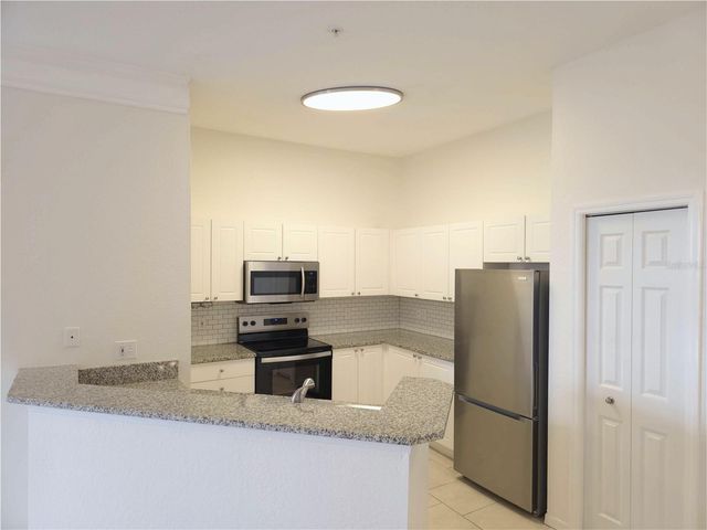 5168 NORTHRIDGE ROAD 312, Sarasota, FL 34238