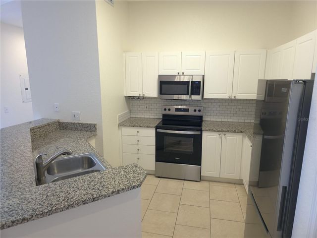 5168 NORTHRIDGE ROAD 312, Sarasota, FL 34238