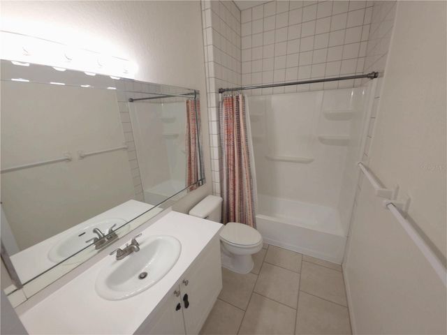 5168 NORTHRIDGE ROAD 312, Sarasota, FL 34238