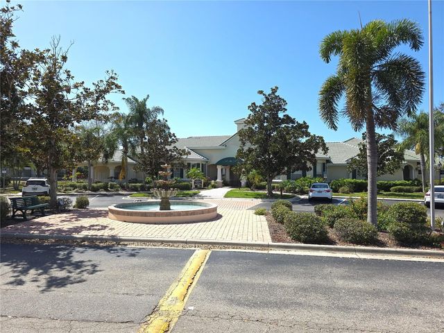 5168 NORTHRIDGE ROAD 312, Sarasota, FL 34238