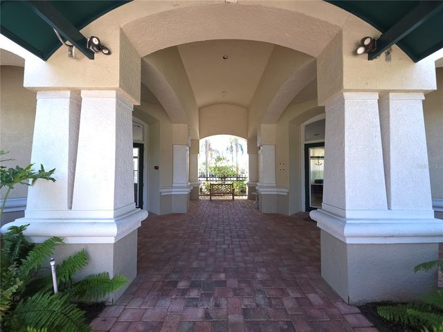 5168 NORTHRIDGE ROAD 312, Sarasota, FL 34238