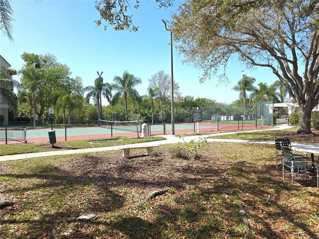 5168 NORTHRIDGE ROAD 312, Sarasota, FL 34238