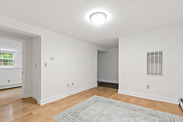 18 Dinahs Way, Wareham, MA 02571