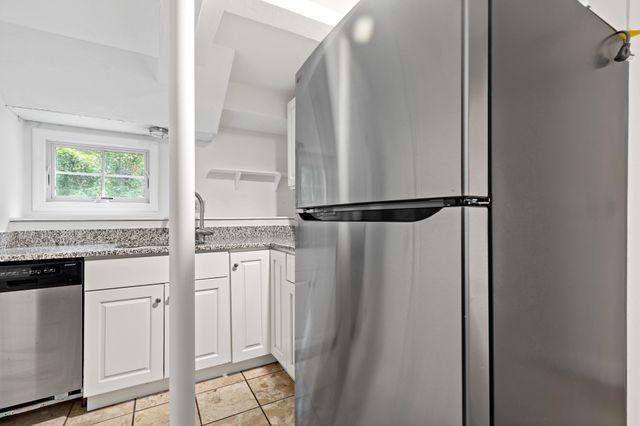 18 Dinahs Way, Wareham, MA 02571