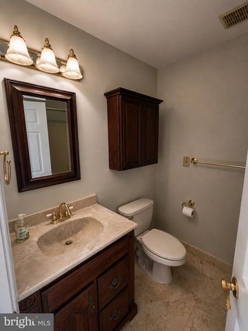 9010 HINTON AVE, Baltimore, MD 21219