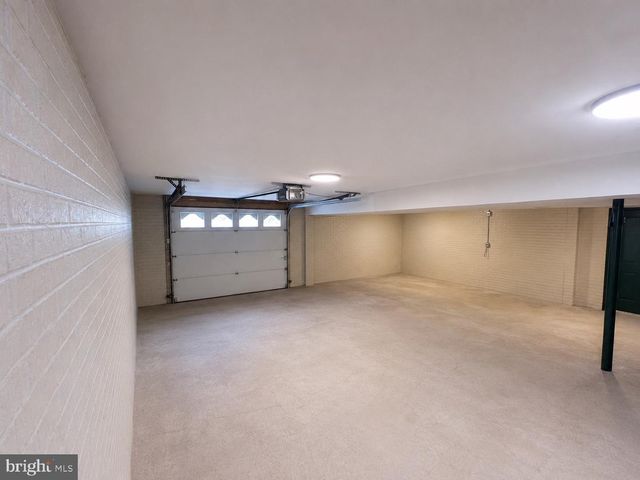 9010 HINTON AVE, Baltimore, MD 21219