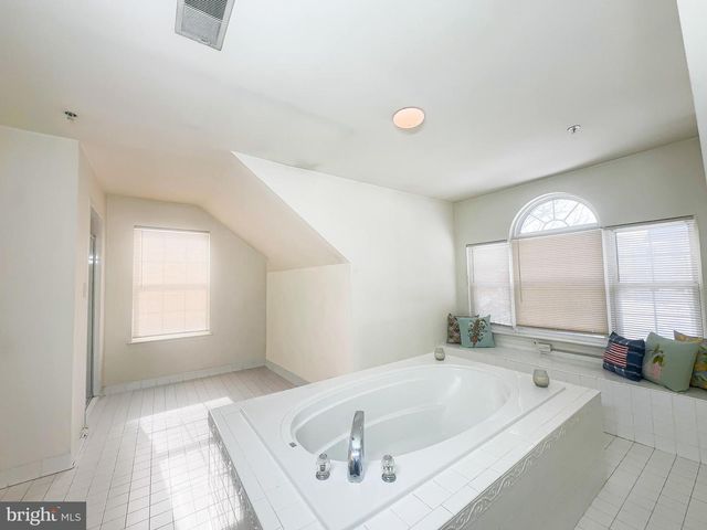 13108 RIDGE BROOK CT, Fort Washington, MD 20744