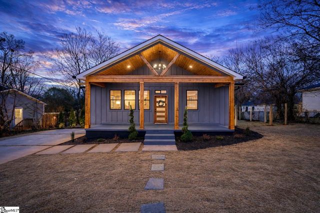 28 6th Street, Greenville, SC 29611