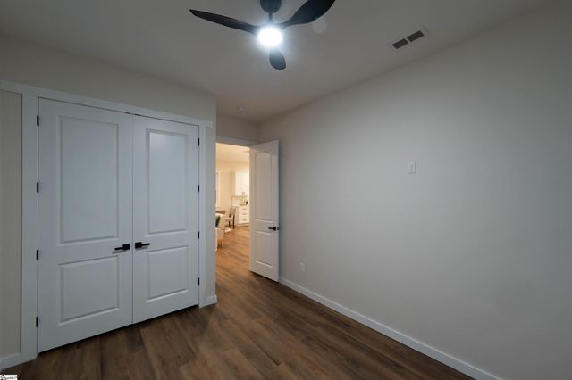 28 6th Street, Greenville, SC 29611