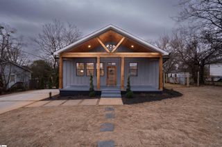 28 6th Street, Greenville, SC 29611