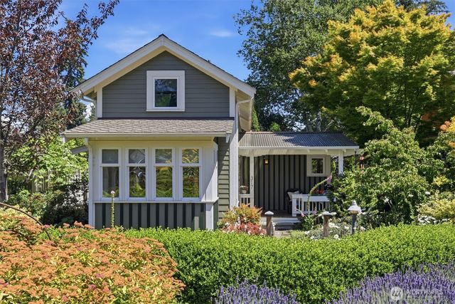 317 N 160TH Place, Shoreline, WA 98133