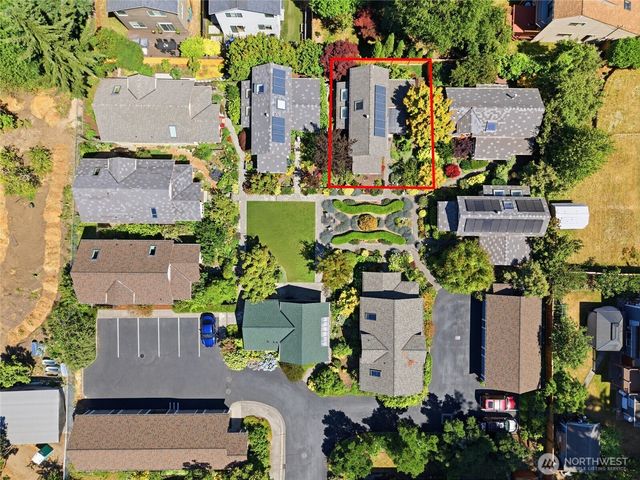 317 N 160TH Place, Shoreline, WA 98133