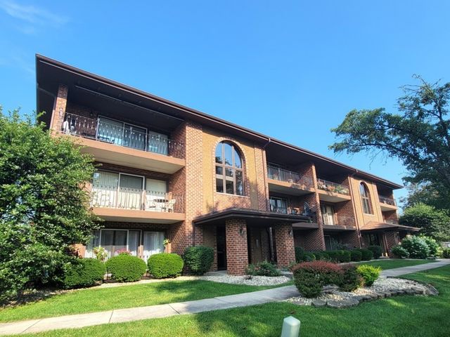11009 Stony Creek Drive 1C, Palos Hills, IL 60465