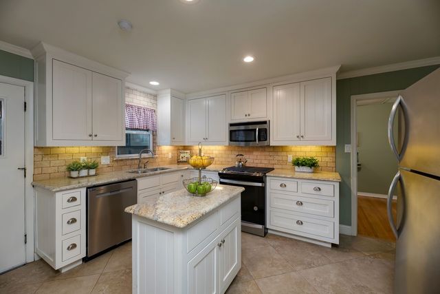 1517 Marshalldale Drive, Arlington, TX 76013