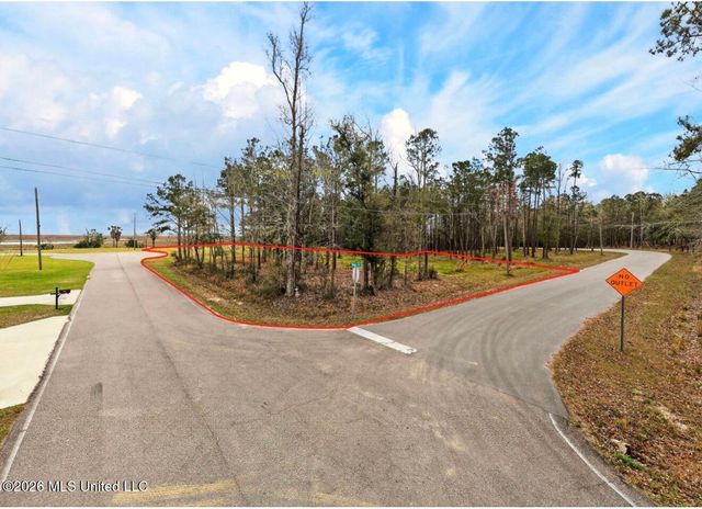2450 Iki Place, Diamondhead, MS 39525