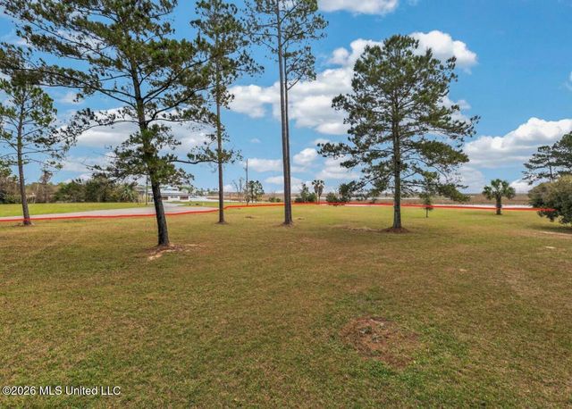 2450 Iki Place, Diamondhead, MS 39525