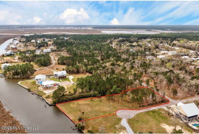 2450 Iki Place, Diamondhead, MS 39525