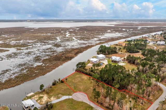 2450 Iki Place, Diamondhead, MS 39525