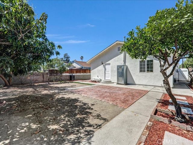 11822 Rialto, Sun Valley, CA 91352
