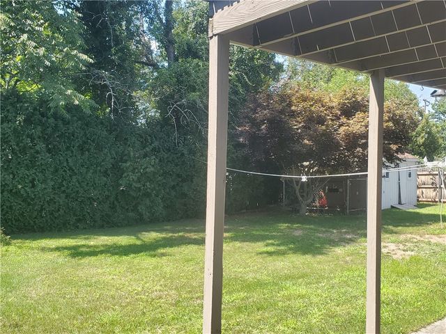 90 Maybury Street, Cumberland, RI 02864