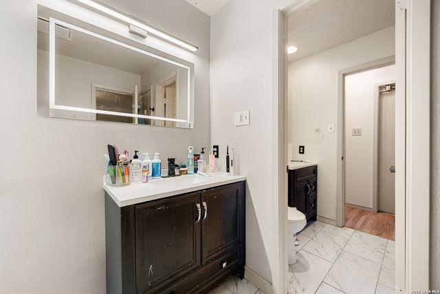 9118 Autumn Mdws, San Antonio, TX 78254