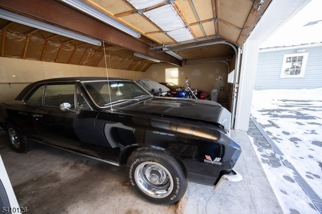 24 Townsend St, Newton Town, NJ 07860