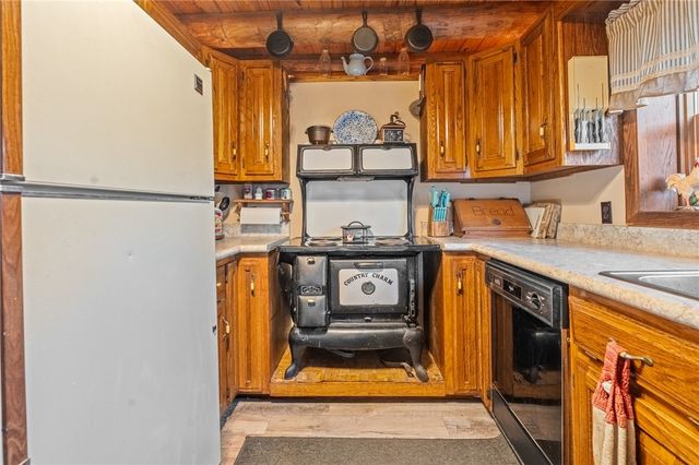 5287 Forgeson Road, Harrison, AR 72601