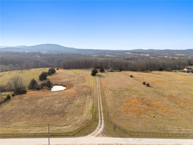 5287 Forgeson Road, Harrison, AR 72601