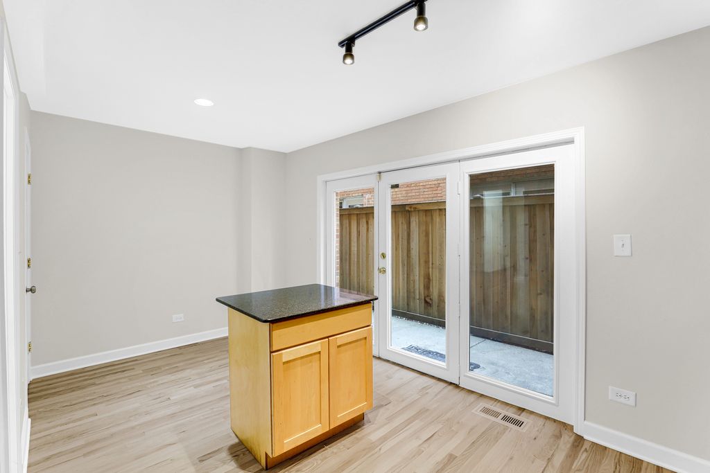 601 South Boulevard E, Oak Park, IL 60302 — photo 5