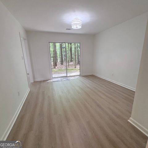 190 Rockington Drive, Tyrone, GA 30290
