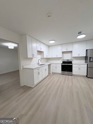 190 Rockington Drive, Tyrone, GA 30290