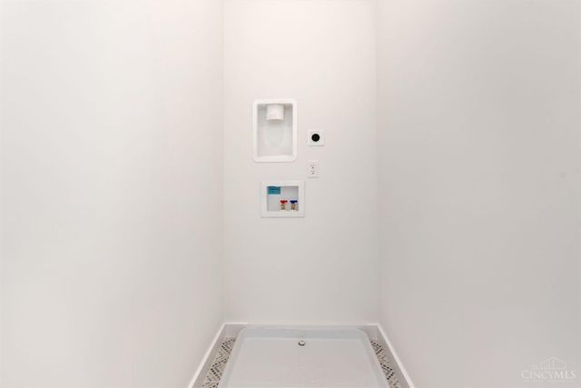 4714 Castle Place, Cincinnati, OH 45227