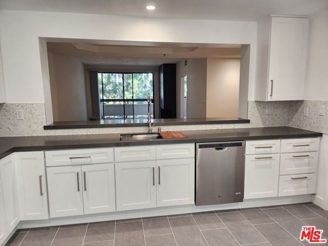 2122 Century Park Lane 213, Los Angeles, CA 90067