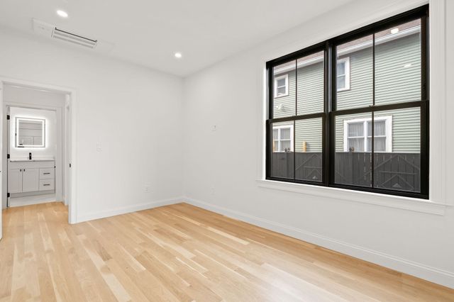 27 Shepard St 3, Boston, MA 02135