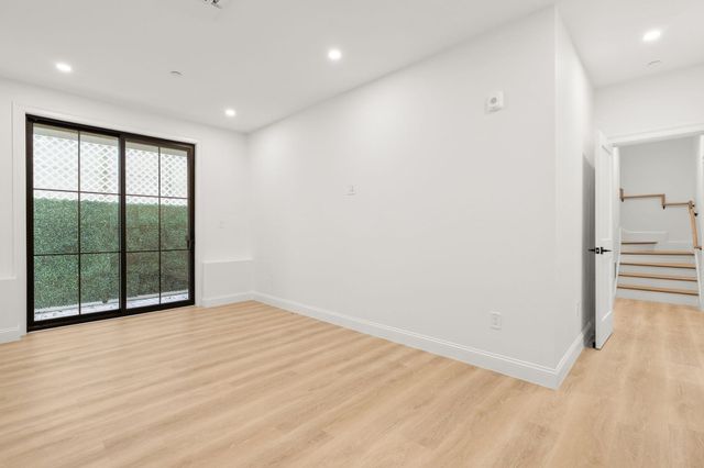 27 Shepard St 3, Boston, MA 02135