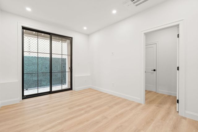 27 Shepard St 3, Boston, MA 02135