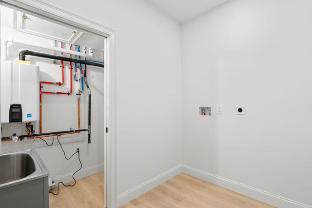 27 Shepard St 3, Boston, MA 02135