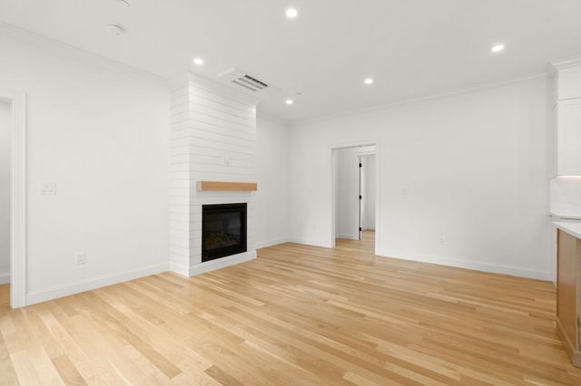 27 Shepard St 3, Boston, MA 02135
