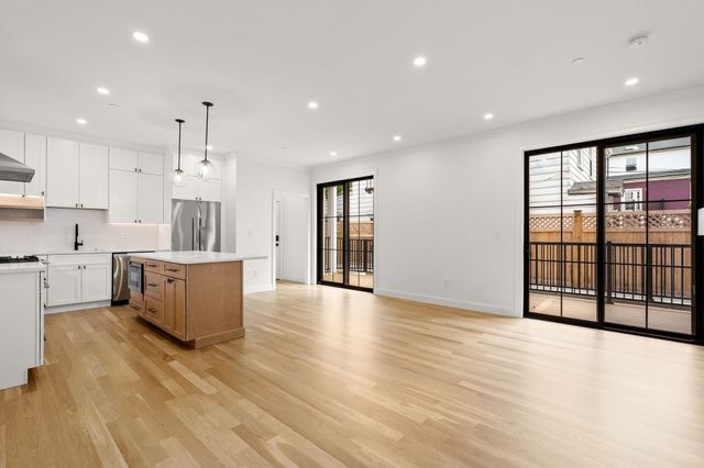 27 Shepard St 3, Boston, MA 02135