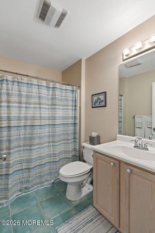 28 Hickory Lane, Little Silver, NJ 07739