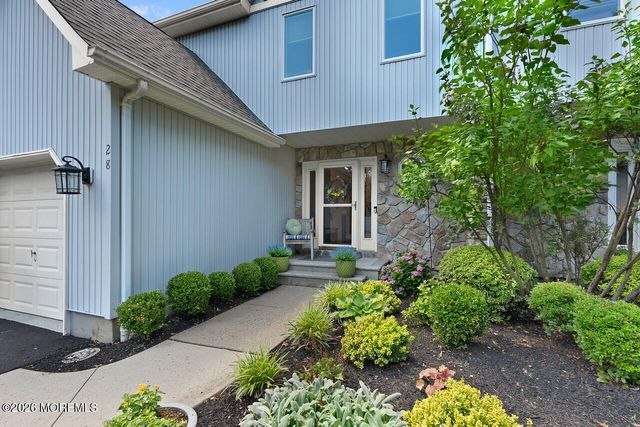 28 Hickory Lane, Little Silver, NJ 07739