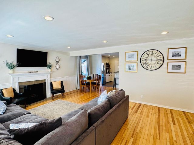 1639 Cypress Avenue, San Mateo, CA 94401