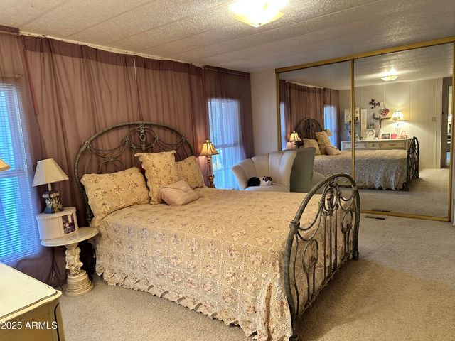 34851 S DESERT Cove, Black Canyon City, AZ 85324