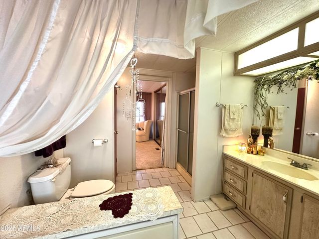 34851 S DESERT Cove, Black Canyon City, AZ 85324